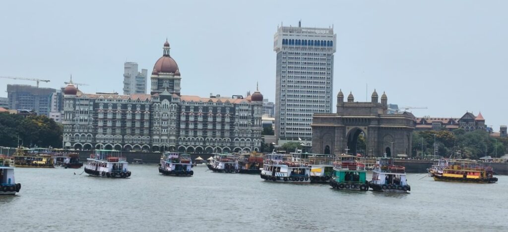 Gate way of India, taj and trident